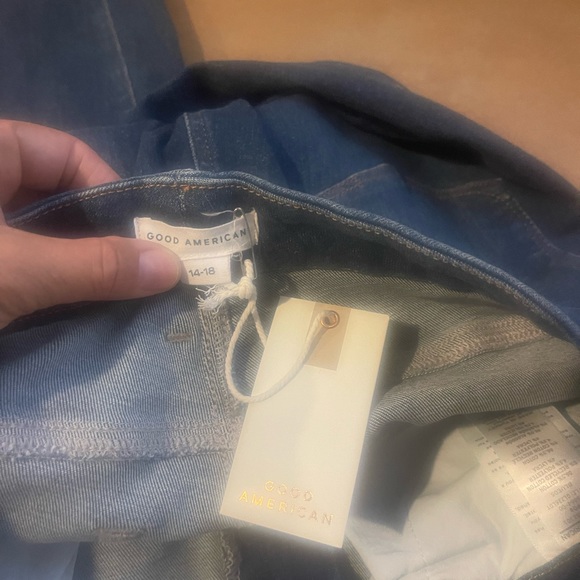 NWT Good American Always Fits Good Leg Jeans - 14-18 - Picture 6 of 8